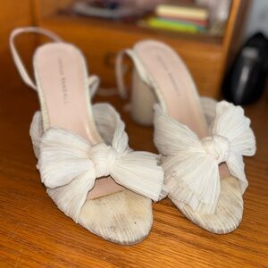 Used Loeffler Randall Camellia Pearl Pleated bow heal